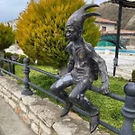 Supreme Danieli - By The Sea Apartman *
